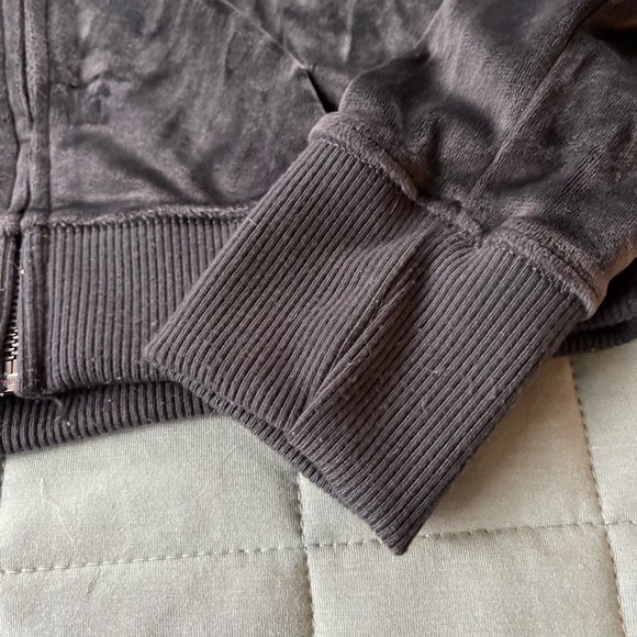 Aerie Real Good Grey Gray Zip Hooded Crop Soft Jacket Size Small Velour - Picture 11 of 11